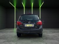 Usado Opel Meriva Selective 120 CV (88 kW) 2013 Gris / plata Monovolumen