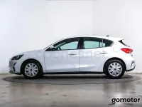 Usado Ford Focus Trend 95 CV (69 kW) 2021 Blanco Berlina