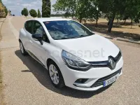 Usado Renault Clio IV LIMITED 76 CV (55 kW) 2019 Blanco Berlina