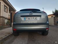 Usado Ford Focus Sport 136 CV (100 kW) 2006 Gris / plata Berlina
