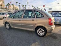 Usado Citroën Xsara Picasso 117 CV (86 kW) 2003 Gris Monovolumen