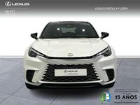 Usado Lexus LBX 136 CV (100 kW) 2025 Blanco SUV