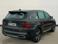 Usado Kia Sorento 265 CV (194 kW) 2023 Gris / plata SUV