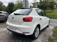 Usado Seat Ibiza Reference 90 CV (66 kW) 2017 Blanco Berlina