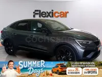Usado Renault Arkana RS Line 145 CV (106 kW) 2022 Gris / plata SUV