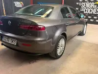 Usado Alfa Romeo 159 Distinctive 150 CV (110 kW) 2009 Gris Berlina