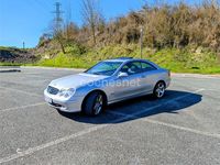 Usado Mercedes CLK270 Elegance 170 CV (125 kW) 2004 Gris / plata Coupe
