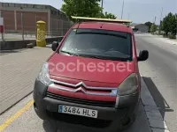 Usado Citroën Berlingo First 75 CV (55 kW) 2012 Rojo Monovolumen