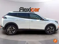 Usado Peugeot 2008 Allure 110 CV (80 kW) 2021 Blanco SUV