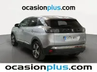 Usado Peugeot 3008 Allure 136 CV (100 kW) 2024 Gris SUV