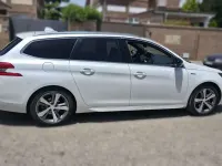 Usado Peugeot 308 SW GT-line 131 CV (96 kW) 2015 Blanco Familiar