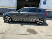 Usado BMW 118 122 CV (89 kW) 2007 Negro Utilitario