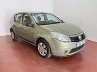 Usado Dacia Sandero Ambiance 75 CV (55 kW) 2008 Verde Utilitario