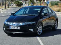 Usado Honda Civic Executive 140 CV (102 kW) 2007 Negro Berlina