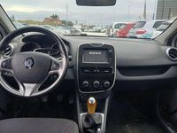 Usado Renault Clio GrandTour LIMITED 90 CV (66 kW) 2016 Blanco Familiar
