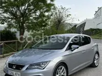 Usado Seat Leon FR 184 CV (135 kW) 2017 Gris / plata Berlina