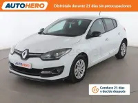 Usado Renault Mégane LIMITED 115 CV (84 kW) 2015 Blanco Berlina