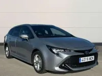 Usado Toyota Corolla Active 122 CV (89 kW) 2023 Plateado Familiar