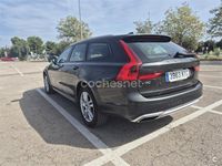 Begagnad Volvo V90 CC 190 HK (139 kW) 2019 Röd Kombi