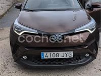 Usado Toyota C-HR Advance 122 CV (89 kW) 2017 Marrón SUV