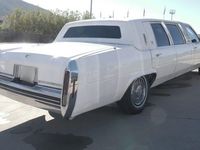 Usado Cadillac Deville 135 CV (99 kW) 1984 Blanco Berlina
