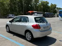 Usado Toyota Auris Luna 124 CV (91 kW) 2008 Gris / plata Utilitario