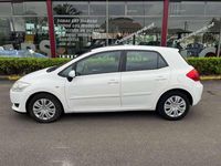 Usado Toyota Auris Luna 97 CV (71 kW) 2008 Blanco Utilitario