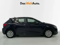 Usado Seat Ibiza Style Plus 110 CV (80 kW) 2022 Azul Utilitario