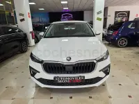 Usado Skoda Scala Essence 115 CV (84 kW) 2024 Blanco Utilitario