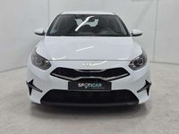 Usado Kia Ceed 101 CV (74 kW) 2025 Blanco Utilitario