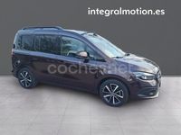 Usado Mercedes T180 116 CV (85 kW) 2022 Rojo Monovolumen