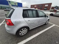 Usado VW Golf IV Sportline 105 CV (77 kW) 2006 Gris / plata Berlina