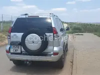 Usado Toyota Land Cruiser 163 CV (119 kW) 2004 Gris / plata SUV