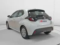Usado Toyota Yaris Business Edition 116 CV (85 kW) 2022 Blanco Utilitario