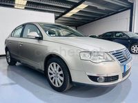Usado VW Passat Trendline 105 CV (77 kW) 2006 Beige Familiar