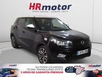 Usado Ssangyong (KGM) Tivoli 128 CV (94 kW) 2016 Negro SUV
