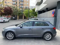 Usado Audi A3 116 CV (85 kW) 2018 Gris / plata Berlina