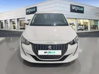 Usado Peugeot 208 Allure 100 CV (73 kW) 2023 Blanco Utilitario