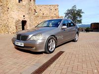 Usado Mercedes C270 Classic 170 CV (125 kW) 2003 Gris / plata Berlina