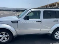 Usado Dodge Nitro SXT 177 CV (130 kW) 2008 Blanco SUV