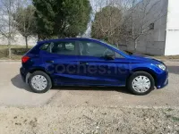 Usado Seat Ibiza Reference 95 CV (69 kW) 2020 Azul Utilitario