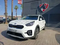Usado Kia Niro 141 CV (103 kW) 2020 Blanco SUV