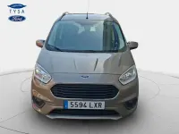 Usado Ford Tourneo Titanium 101 CV (74 kW) 2022 Marrón Van