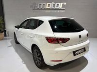 Usado Seat Leon Style 150 CV (110 kW) 2020 Blanco Berlina