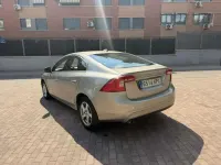 Usado Volvo S60 Momentum 150 CV (110 kW) 2016 Beige Berlina