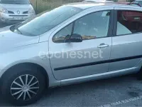 Usado Peugeot 307 110 CV (80 kW) 2004 Gris / plata Berlina