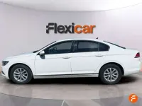 Usado VW Passat Advance 150 CV (110 kW) 2018 Blanco Berlina