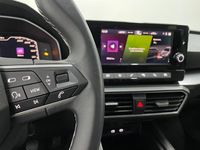 Usado Seat Leon Style 110 CV (80 kW) 2024 Blanco