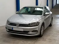 Usado VW Polo 75 CV (55 kW) 2017 Gris / plata Berlina