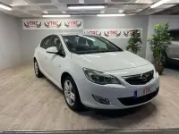 Usado Opel Astra Essentia 101 CV (74 kW) 2011 Blanco Utilitario
